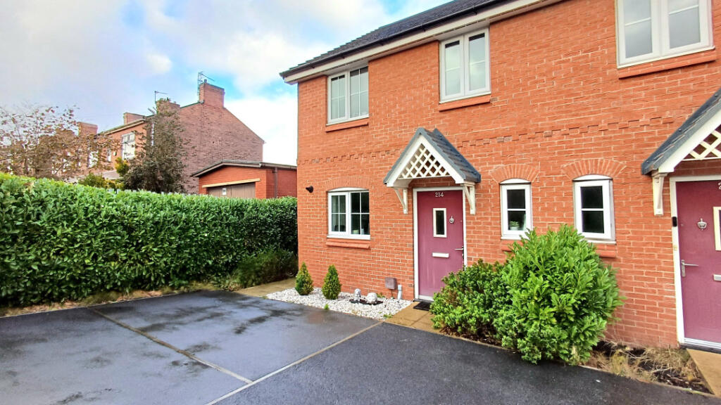 Main image of property: Nel Pan Lane, Leigh, WN7 5LA