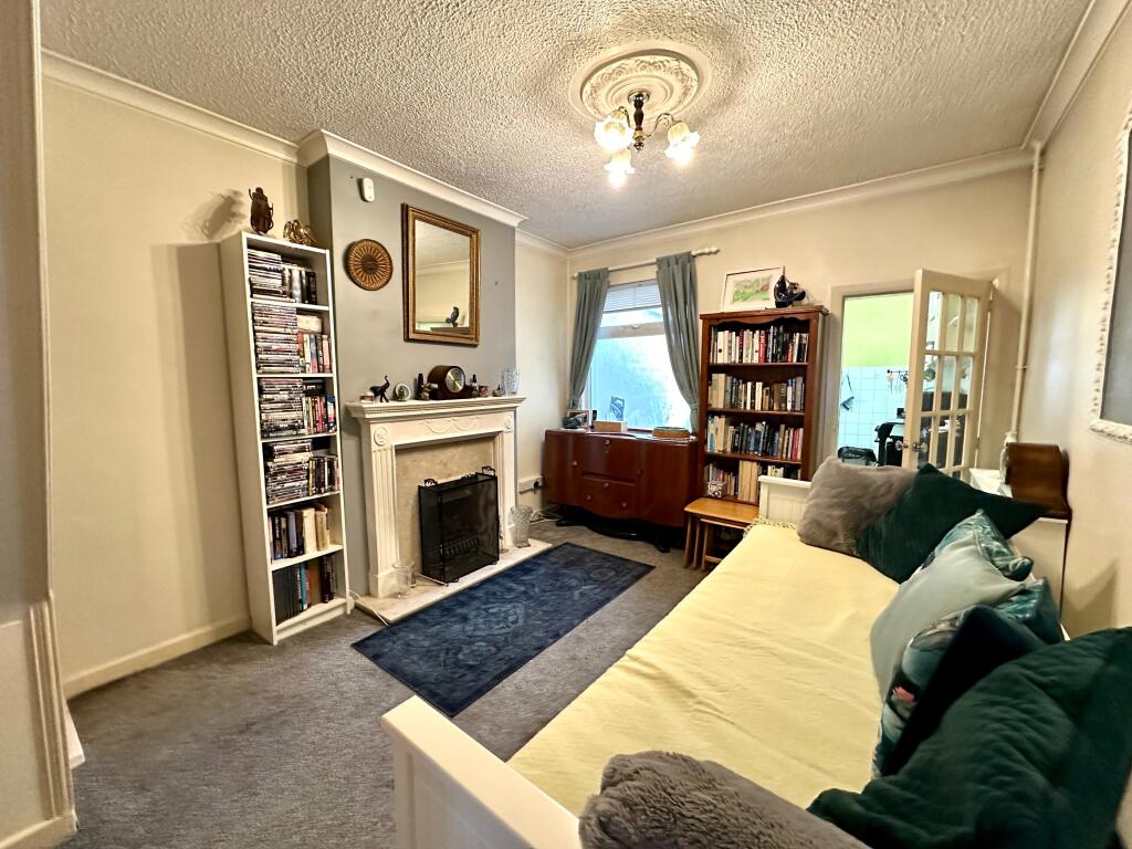 House in Sandwell, West Midlands - View 4