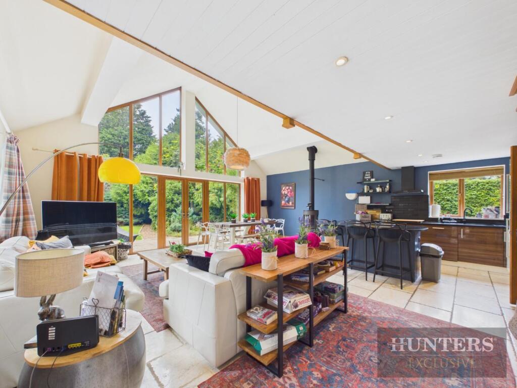 House in York - View 4