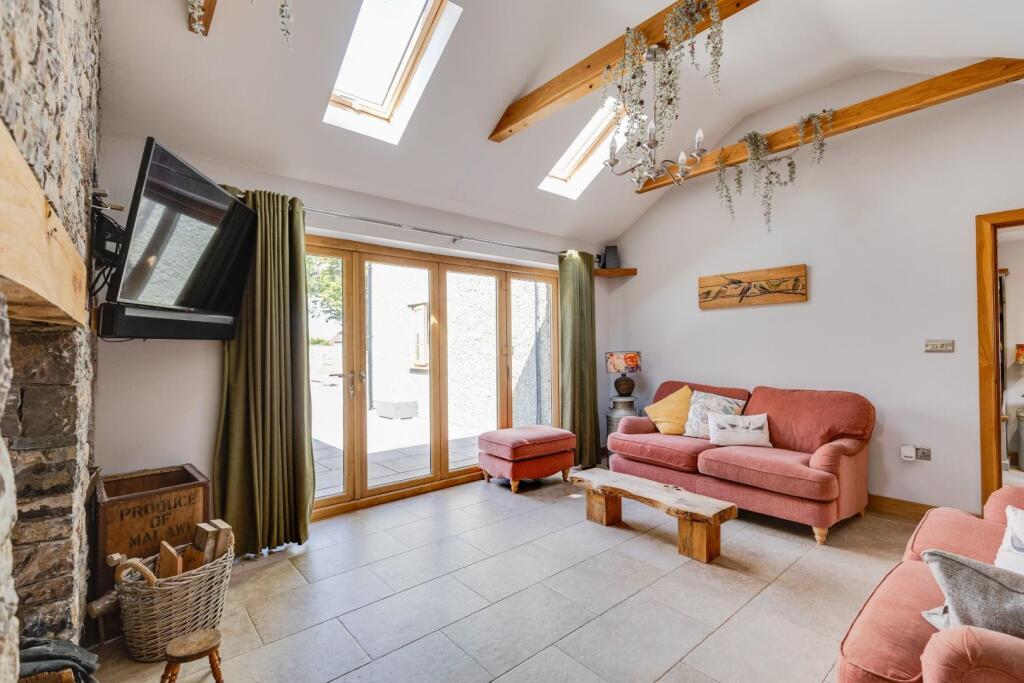 Ty Helyg, Penllyn, Cowbridge, Vale of Glamorgan, CF71 7RQ photo 4