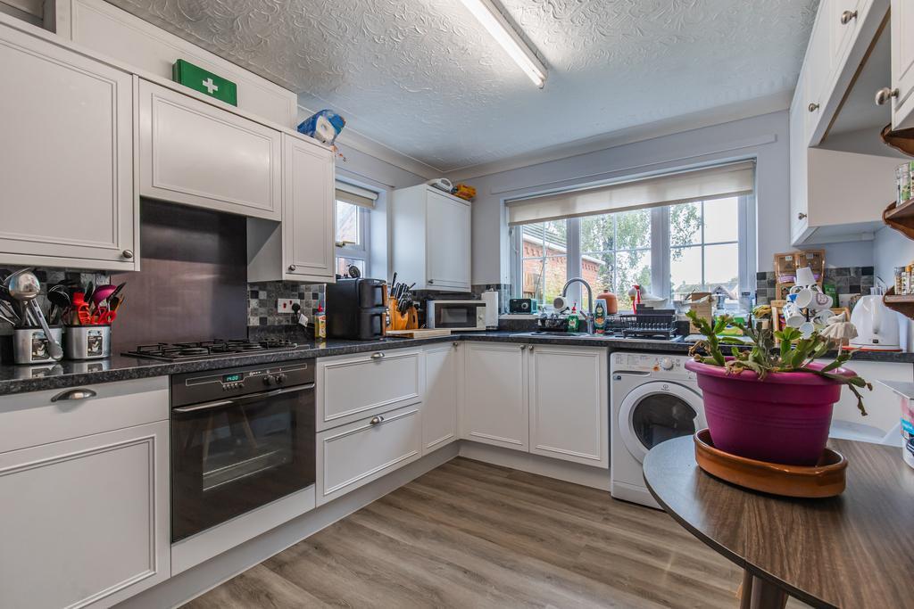 House in Peterborough - View 5