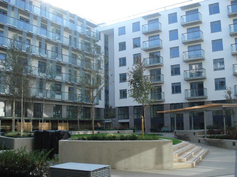 Main image of property: Forum House, Empire Way