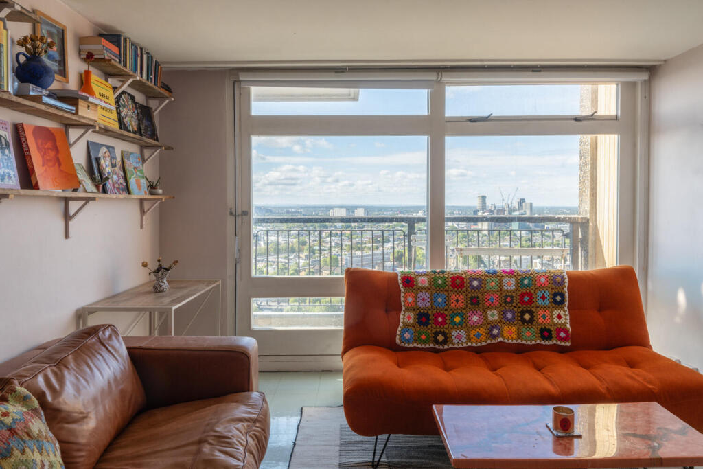 Main image of property: Trellick Tower IV, London W10