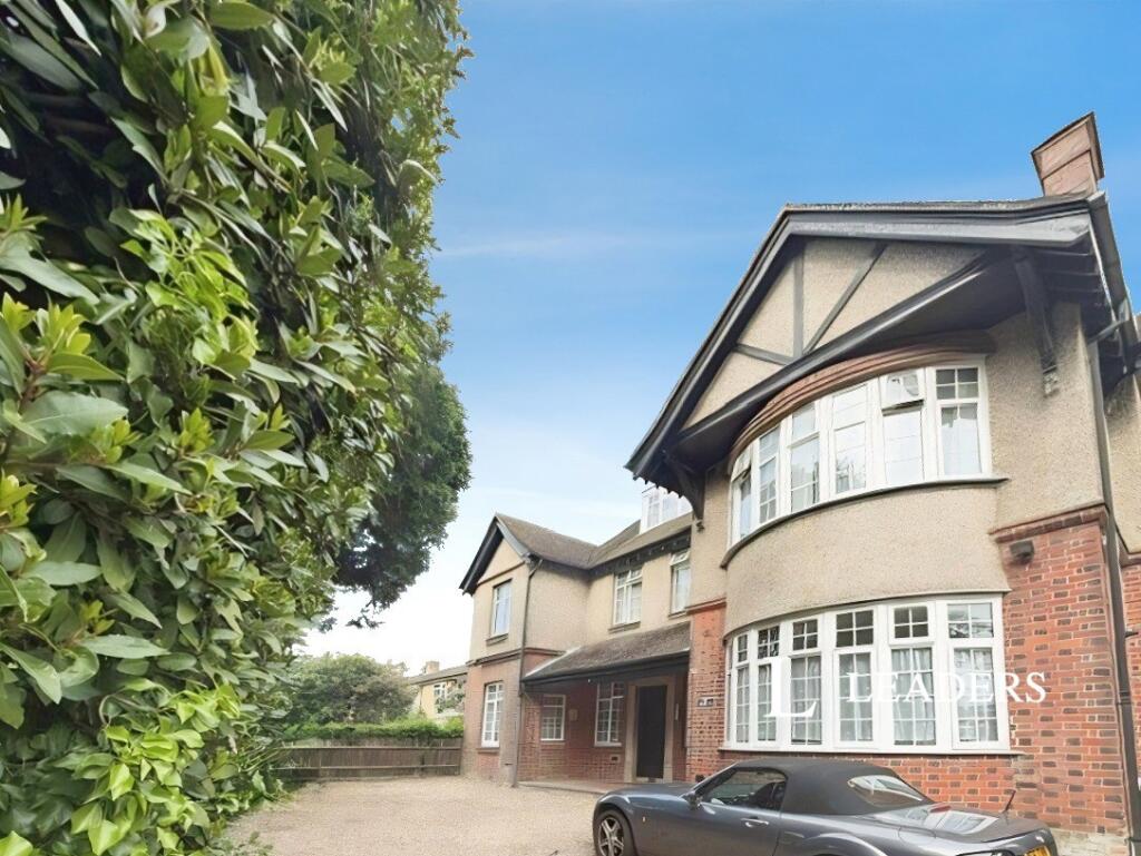 Main image of property: Midanbury Lane, Southampton, Hampshire, SO18