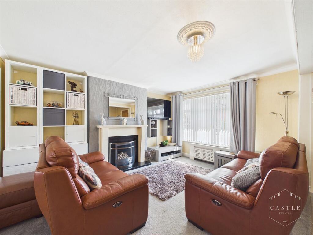 House in Hinckley and Bosworth, Leicestershire - View 2