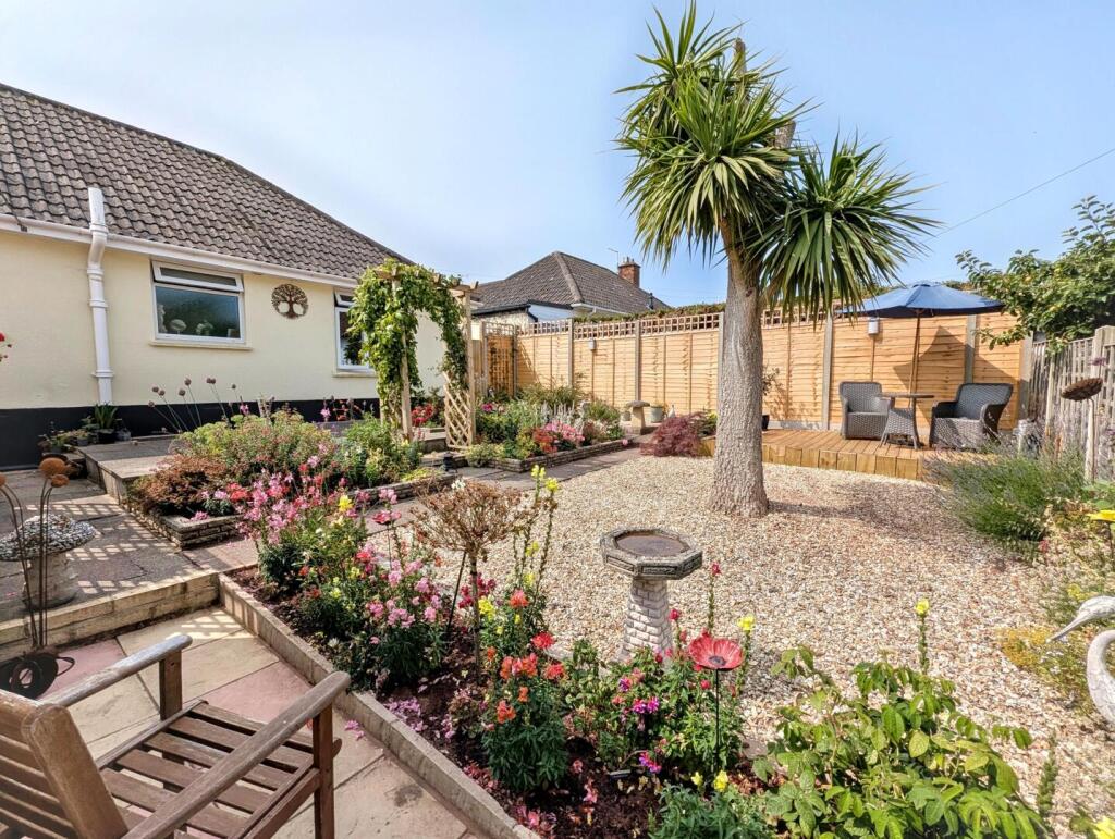 House in Taunton - View 5