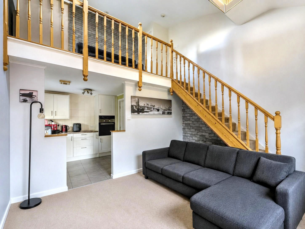 House in North Tyneside, Chirton - View 2