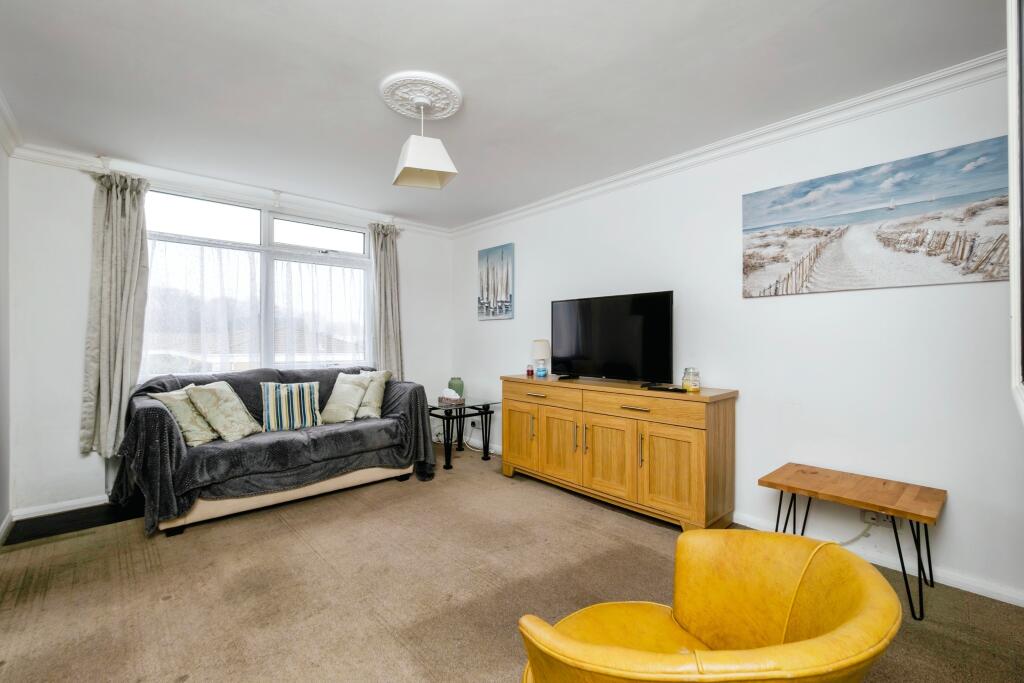Apartment in Exeter - More
