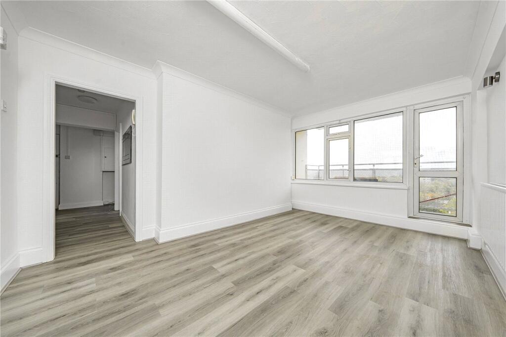 Main image of property: Oatlands Court, London, SW19