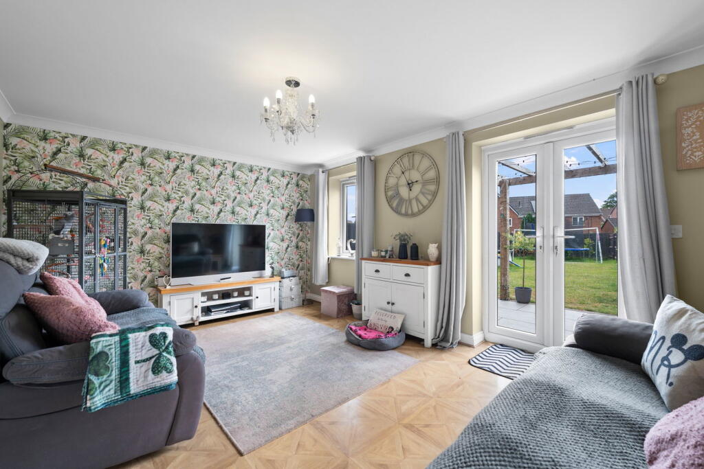 House in Stoke-on-Trent - View 2