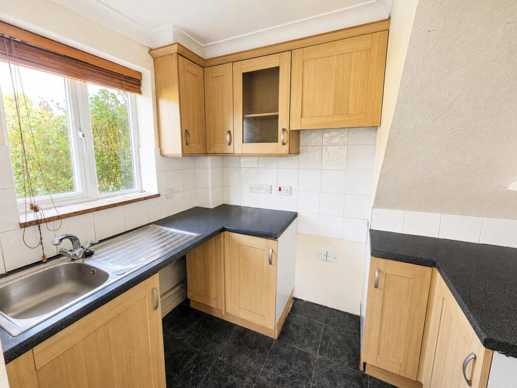 House in Devizes, Wiltshire - View 3