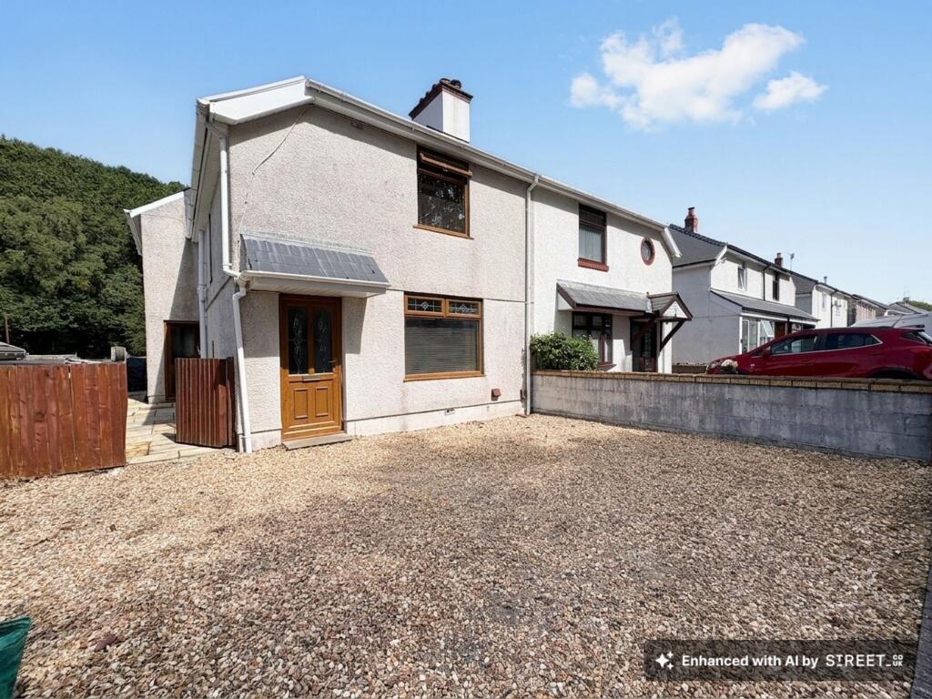 Main image of property: Ynysygerwn Avenue, Aberdulais, SA10