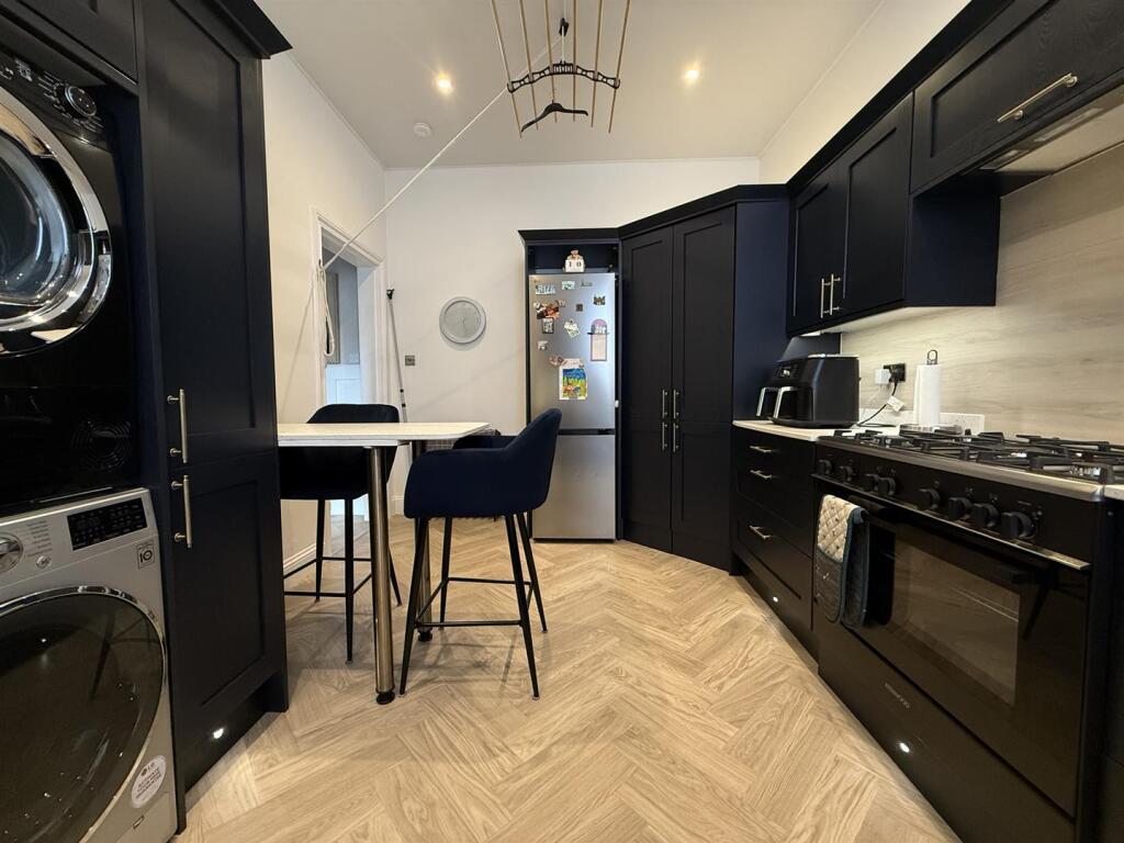Apartment in Dumfries - View 5