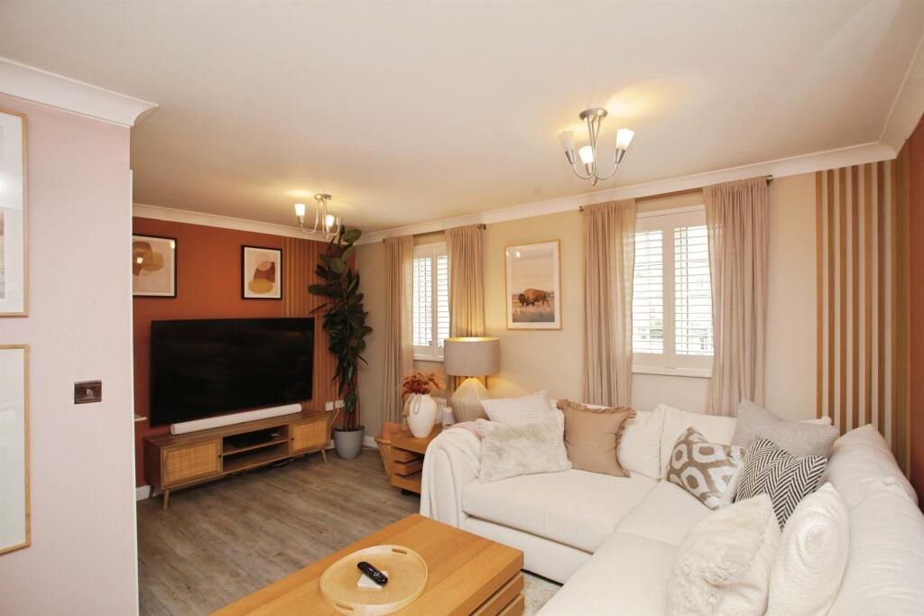 House in Rugby, Warwickshire - More