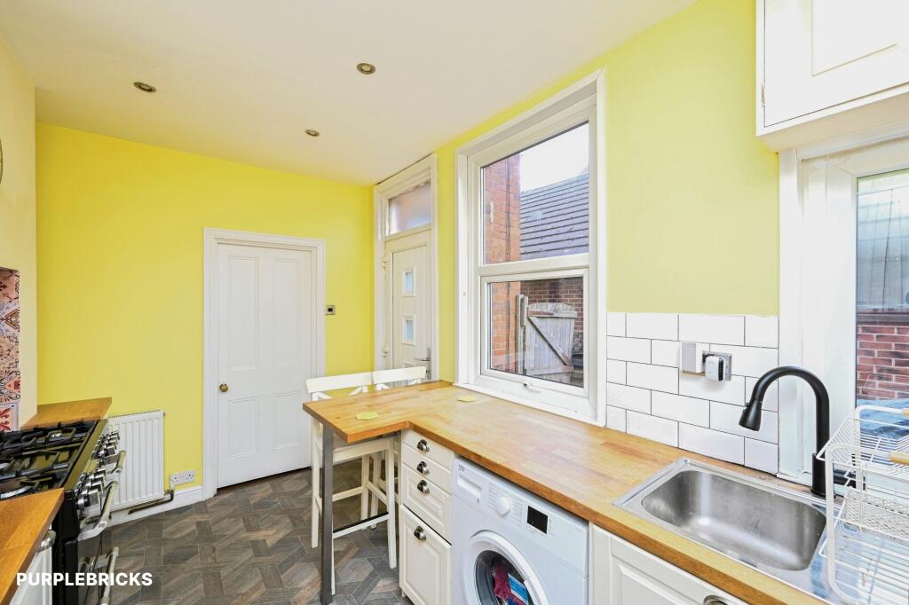 House in Bolsover, Blackwell - More