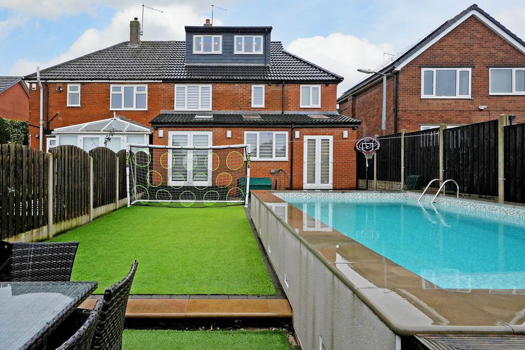 Main image of property: Bonet Lane, Brinsworth, Rotherham S60