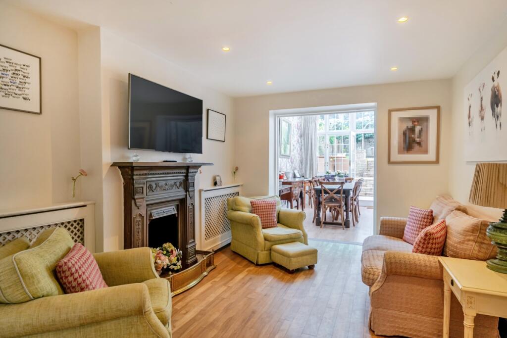 Main image of property: Paultons Square London SW3
