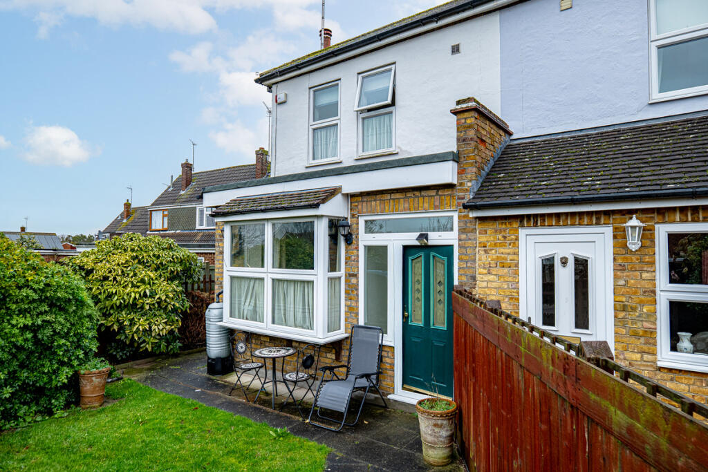 Main image of property: Kings Farm, Rayleigh, SS6