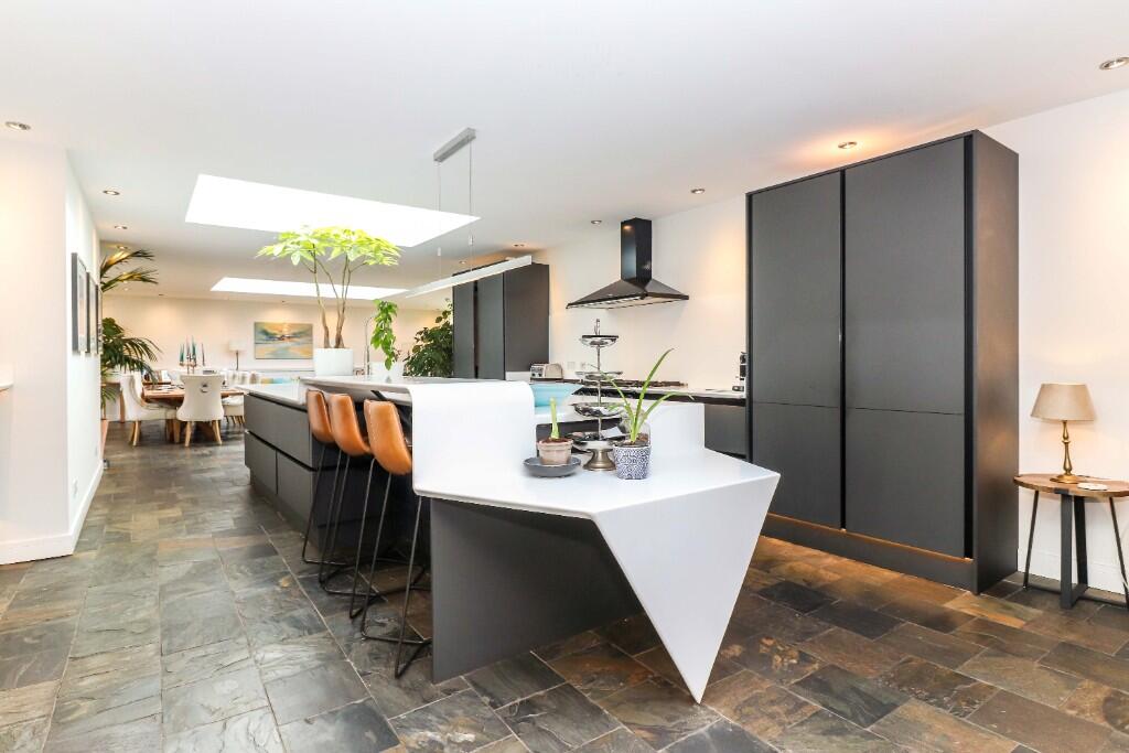 Additional image 2 of Verulam Road, St. Albans, Hertfordshire, AL3