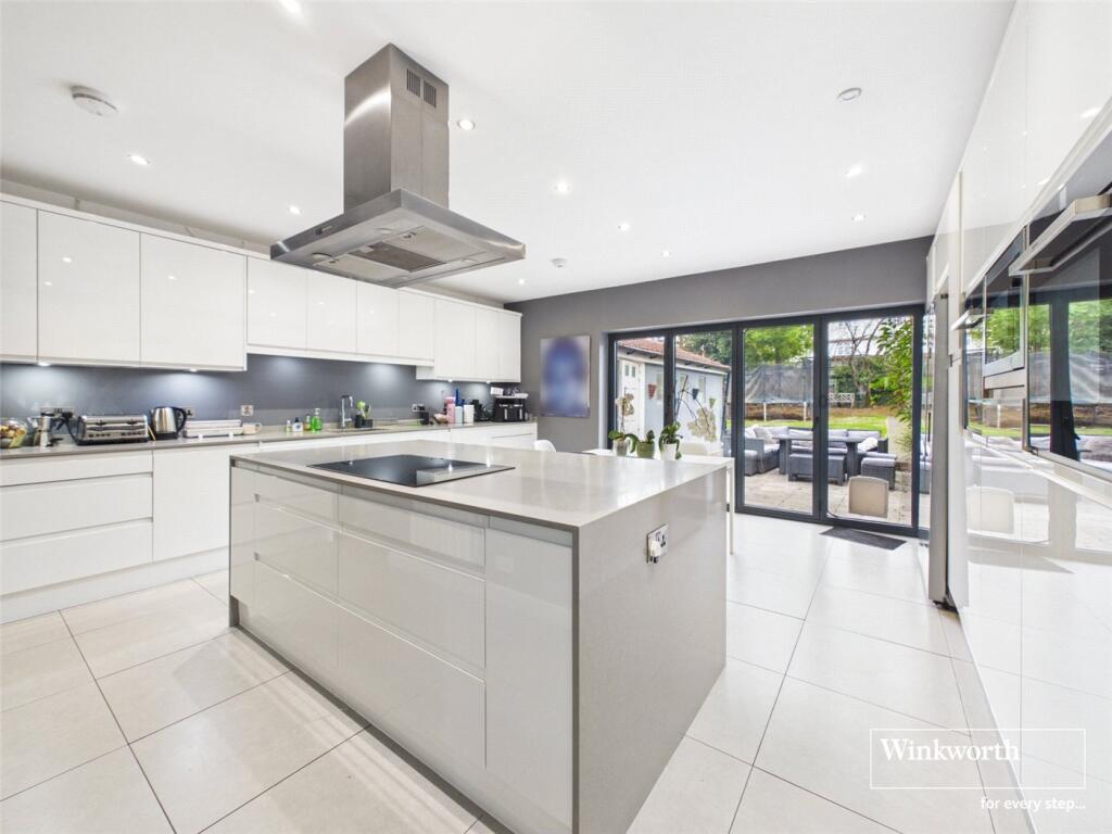 House in Harrow - View 4
