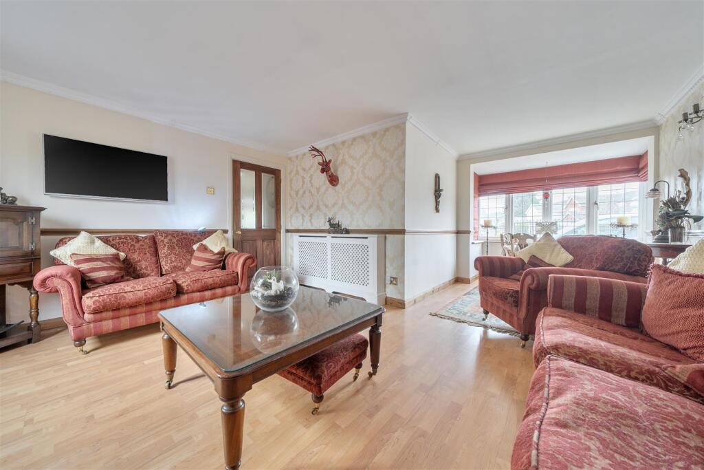 Kingfisher Close, Bedford photo 4