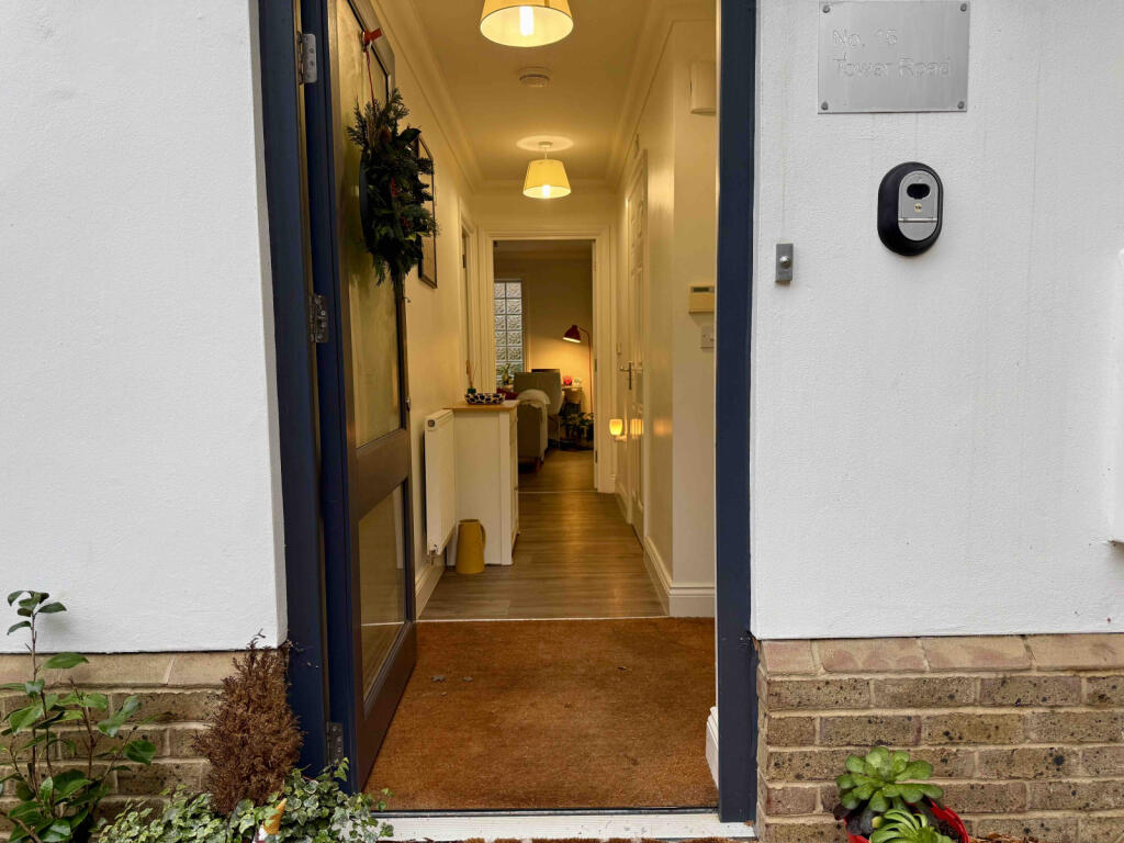 Tower Road, Felixstowe, IP11 photo 4
