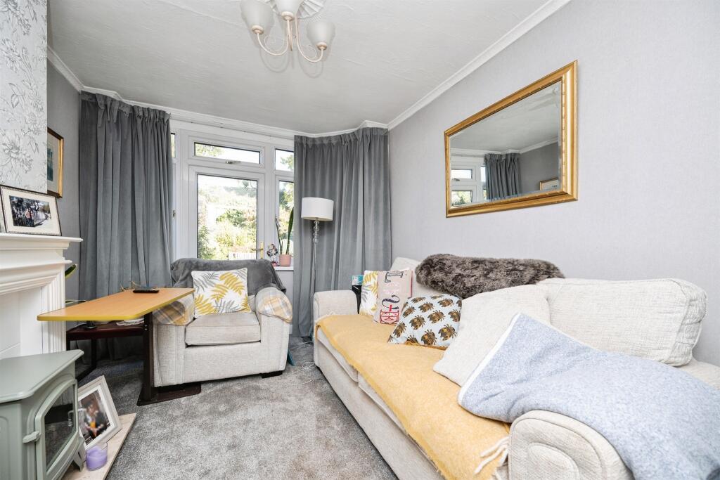 House in Birmingham, West Midlands - View 4