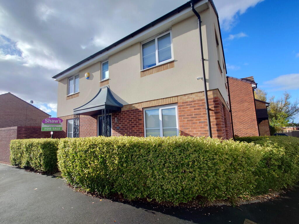 Bambury Drive, Talke, Stoke-on-Trent photo 4