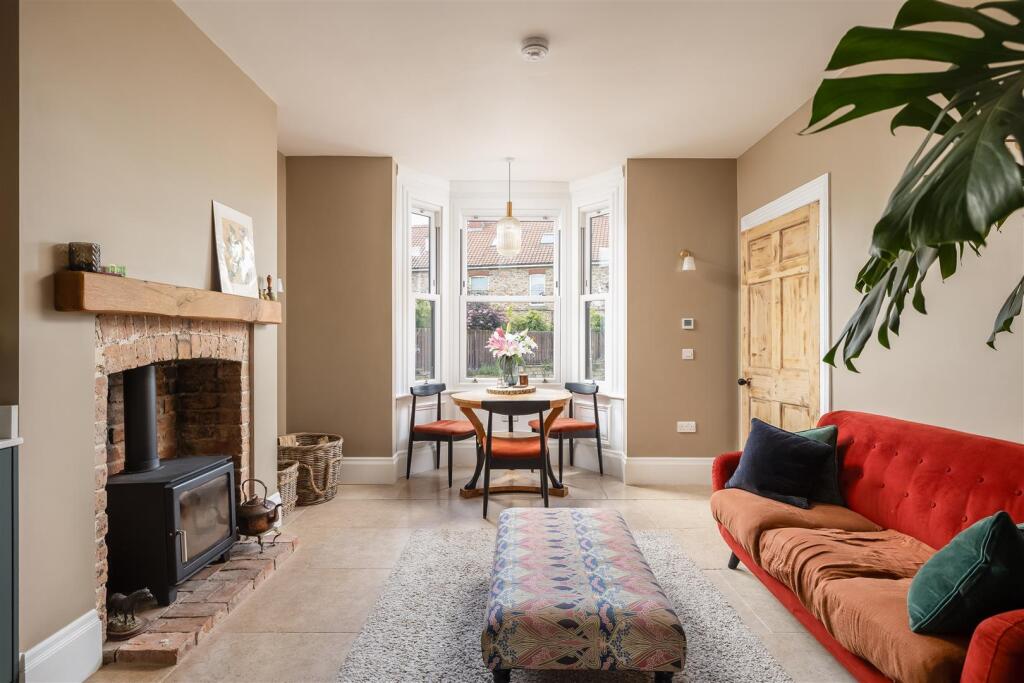 House in York - View 4