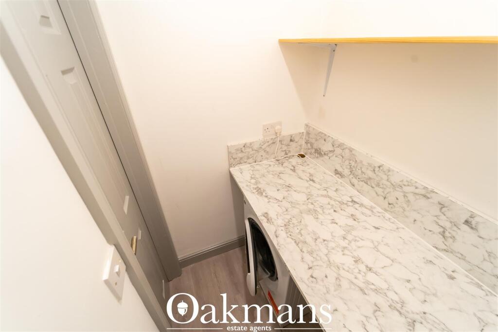 6 bedroom house for rent