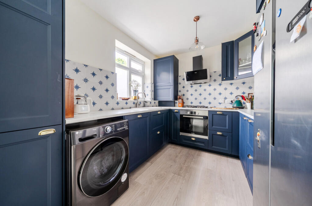 House in London - View 4
