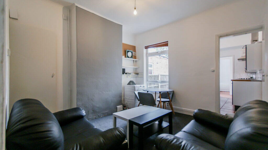 Main image of property: Luton Road, Selly Oak, Birmingham, B29 7BN