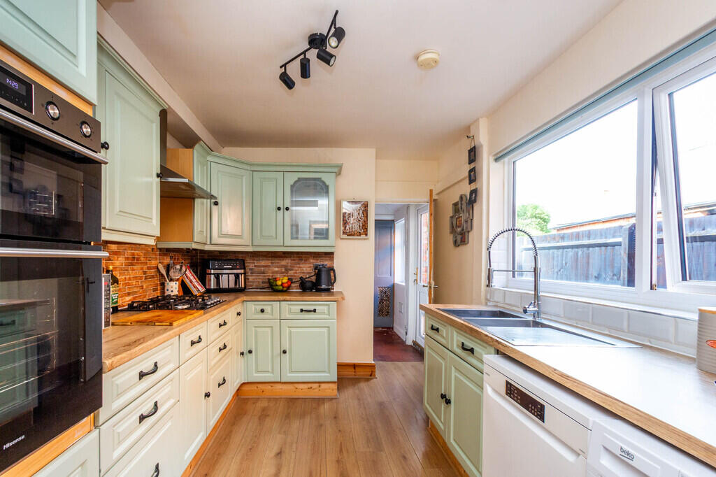 House in Northampton - View 5