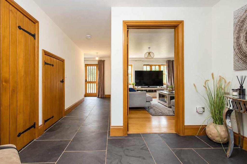 House in South Staffordshire, Brewood and Coven - View 4