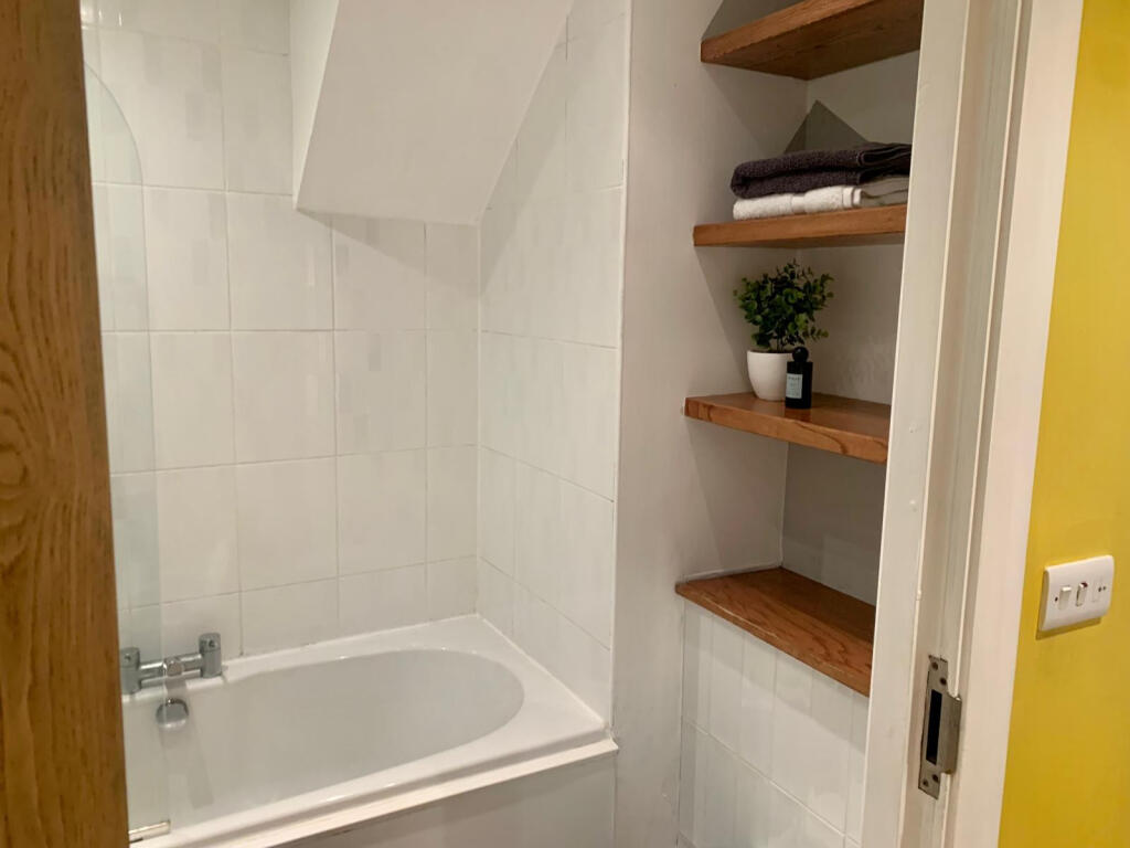 Apartment in Liverpool - View 5