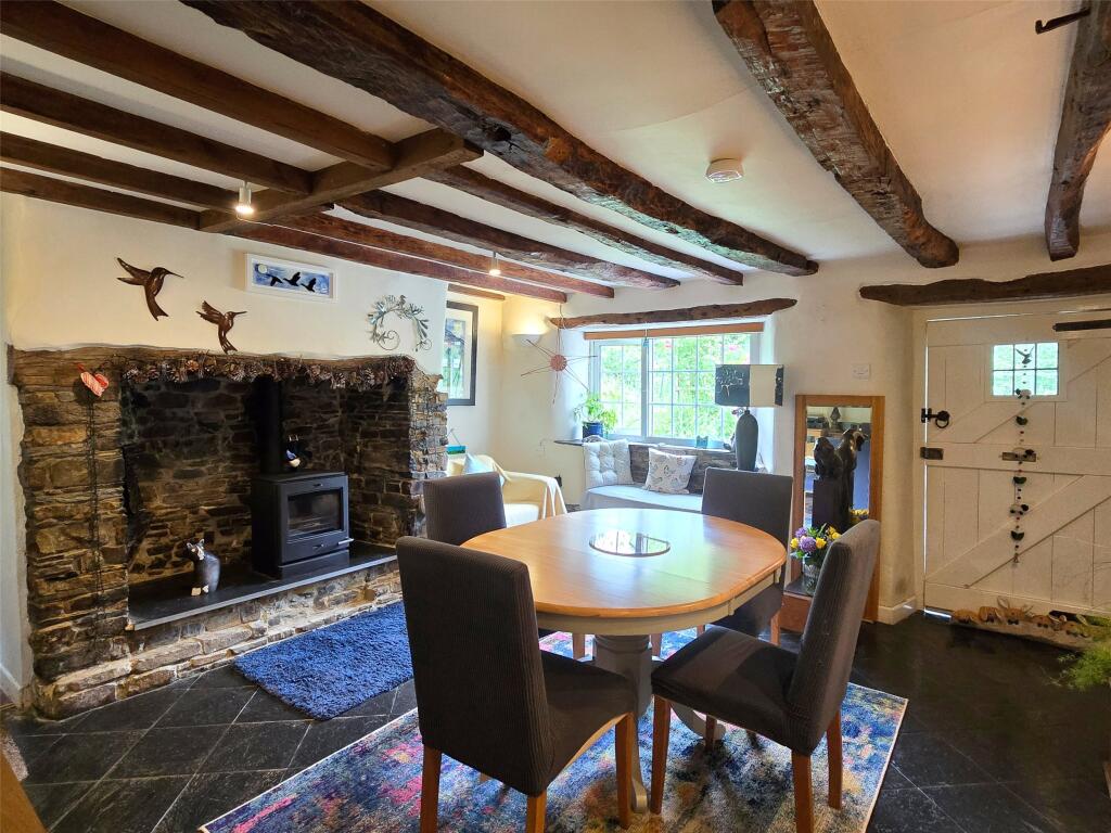 House in Plymouth - View 5