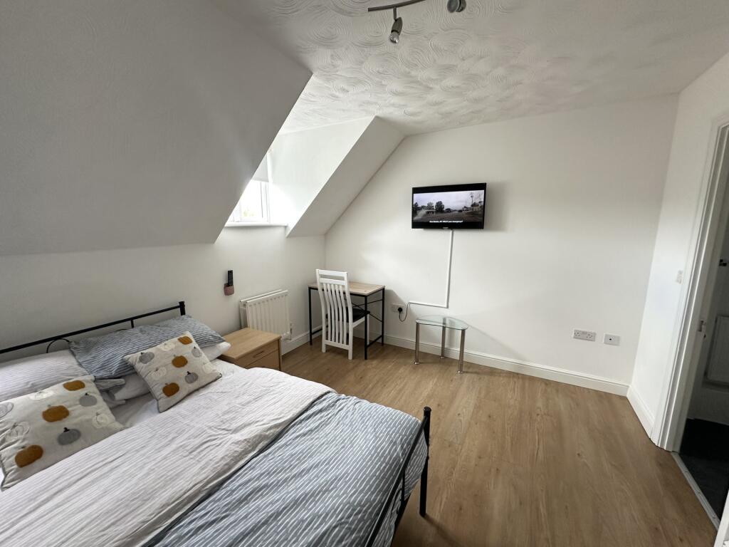 Apartment in Peterborough - View 5