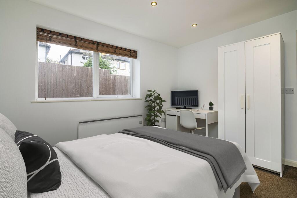 House in Nottingham - View 5