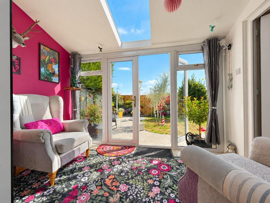 Ingelrica Avenue, Hatfield Peverel, Chelmsford photo 5
