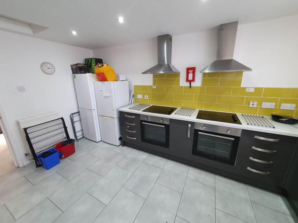 House in Cardiff - View 5