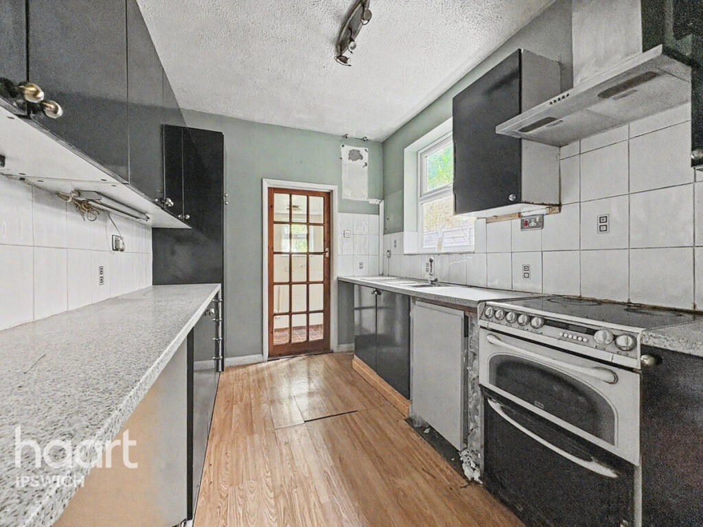 Tuddenham Avenue, Ipswich - View 6