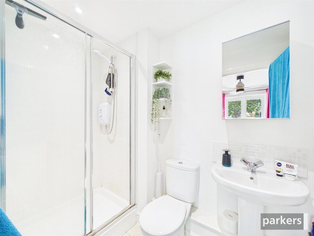 Apartment in Reading - More