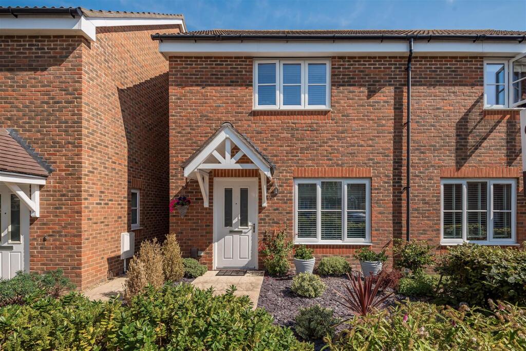 Main image of property: Jellicoe Drive, Sarisbury Green