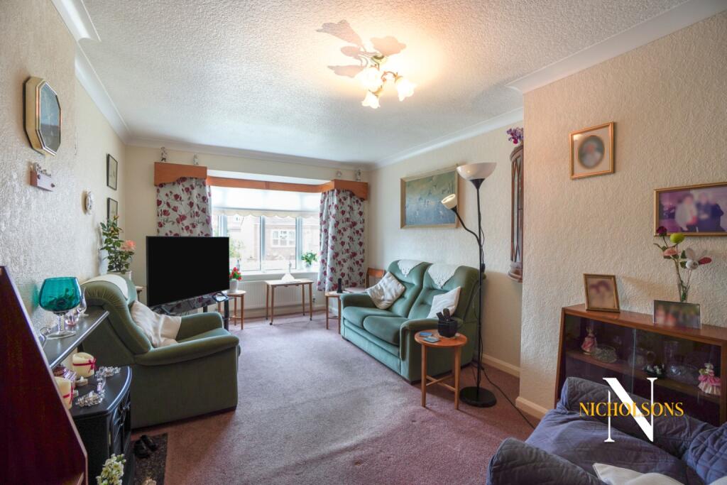 Redforde Park Avenue, Retford, Nottinghamshire, DN22 photo 2