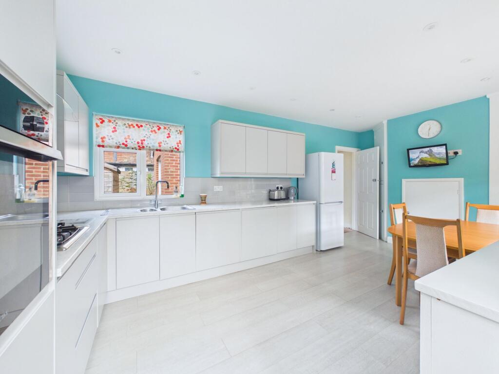 House in Portsmouth - View 2