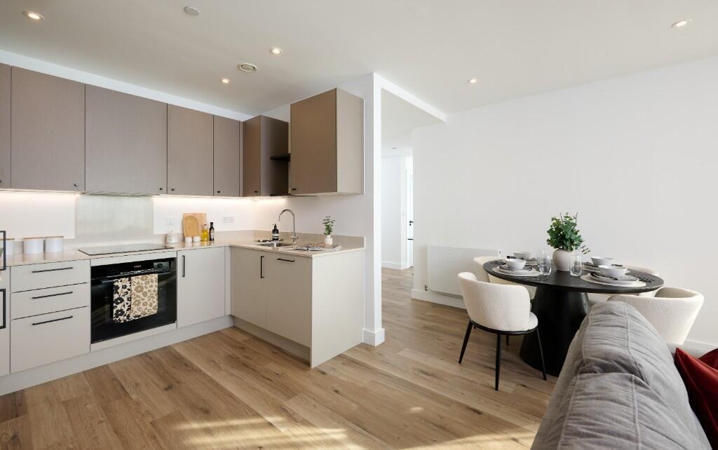 Apartment in Reading - View 4