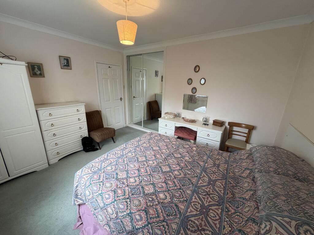 House in Salisbury, Wiltshire - View 5