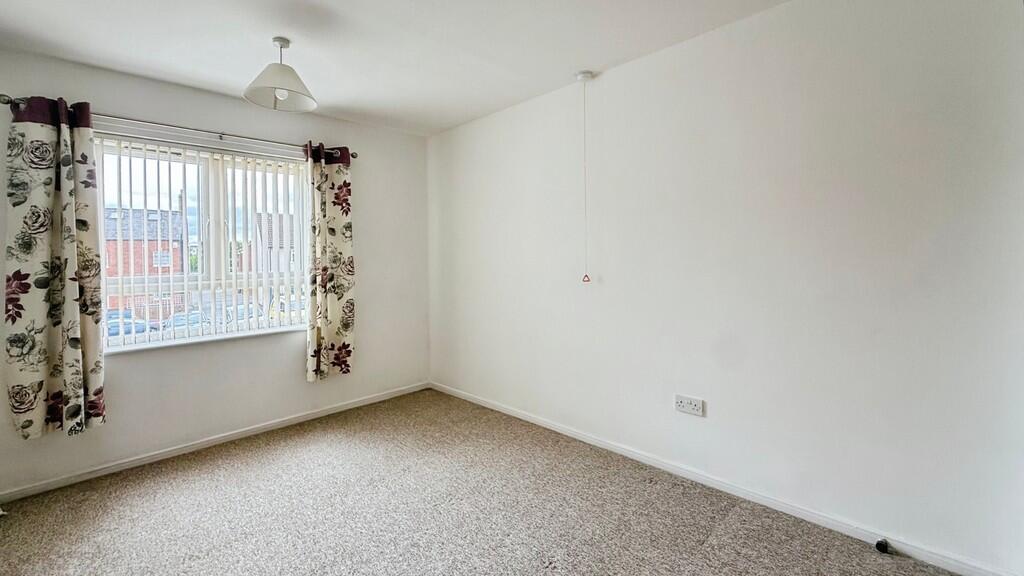 Apartment in Westbury, Wiltshire - View 5