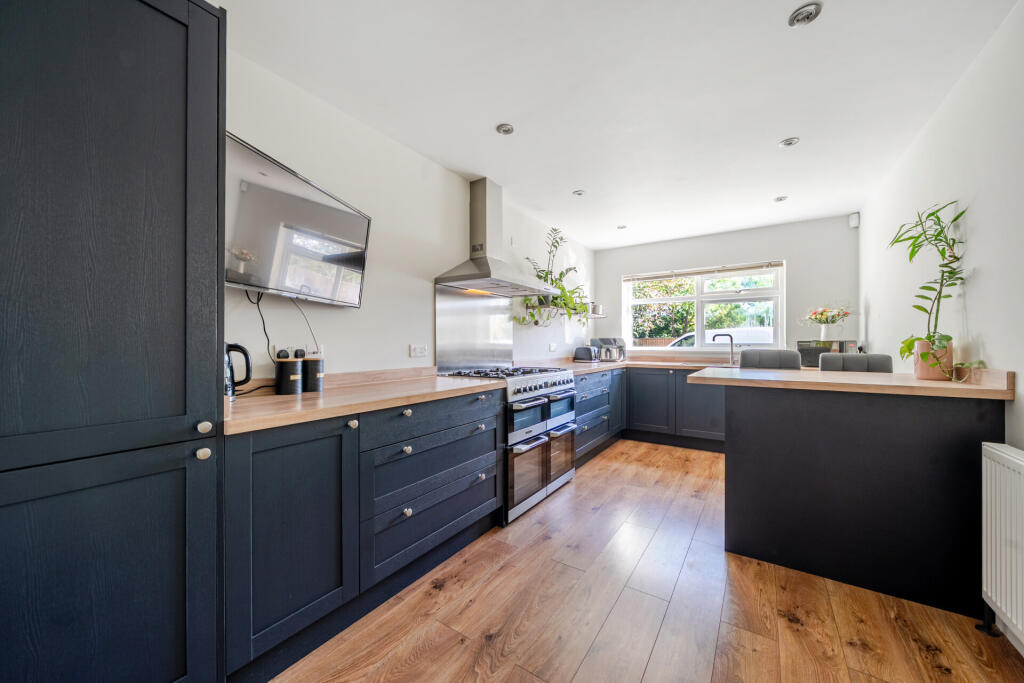 House in Plymouth, Staddiscombe - View 3