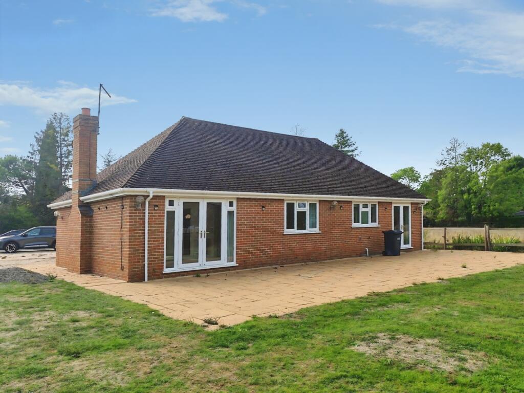 Park Lane, Finchampstead, Wokingham - View 4